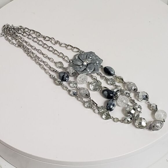 NY COLLECTION Multi-strand Beaded Floral Necklace - Picture 5 of 7
